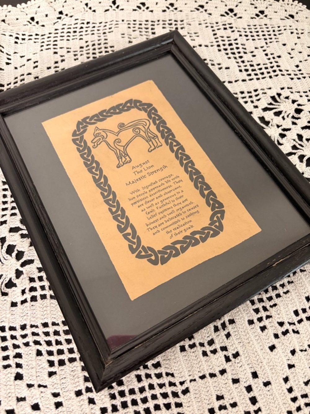 🦁✨ Celtic Animal Astrology Wall Art – “The Lion” (August) ✨🦁